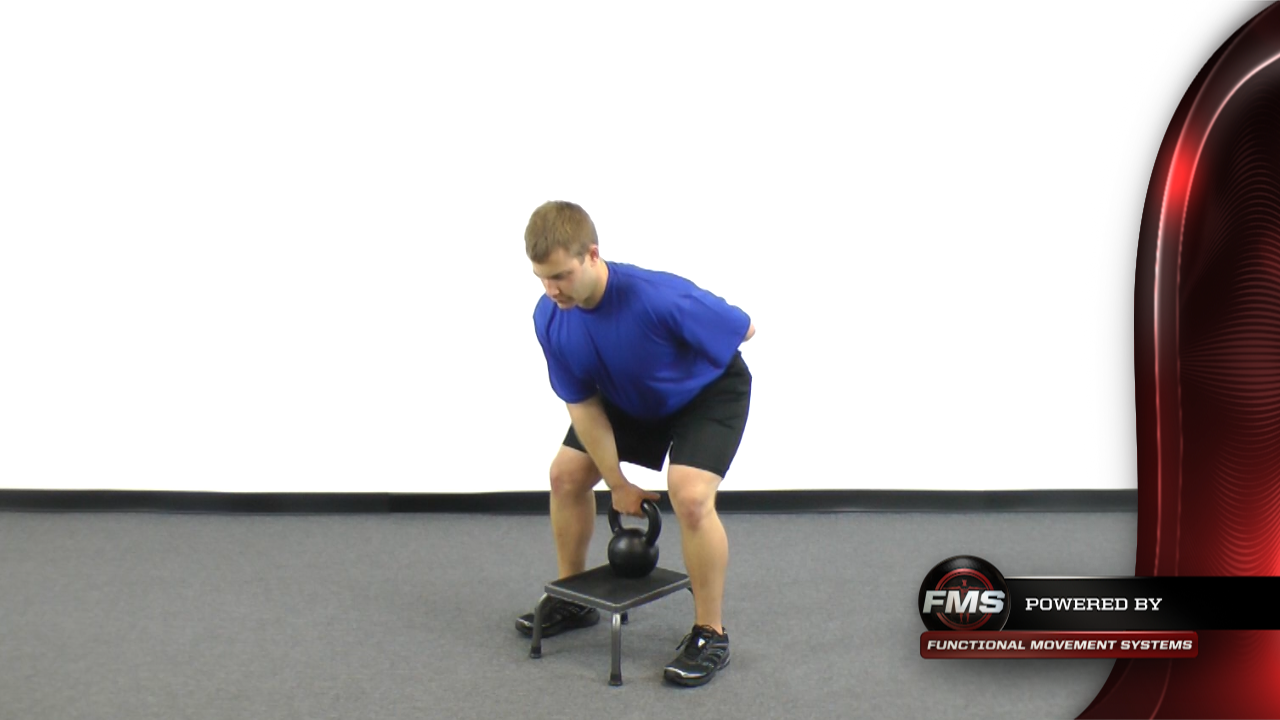 Deadlift Double Leg Single Arm with One KB